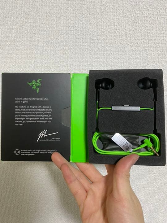 Razer イヤホン