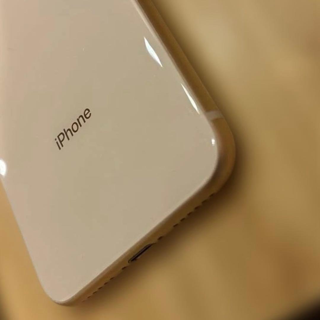 美品✨iPhone8⭐︎64GB 本体