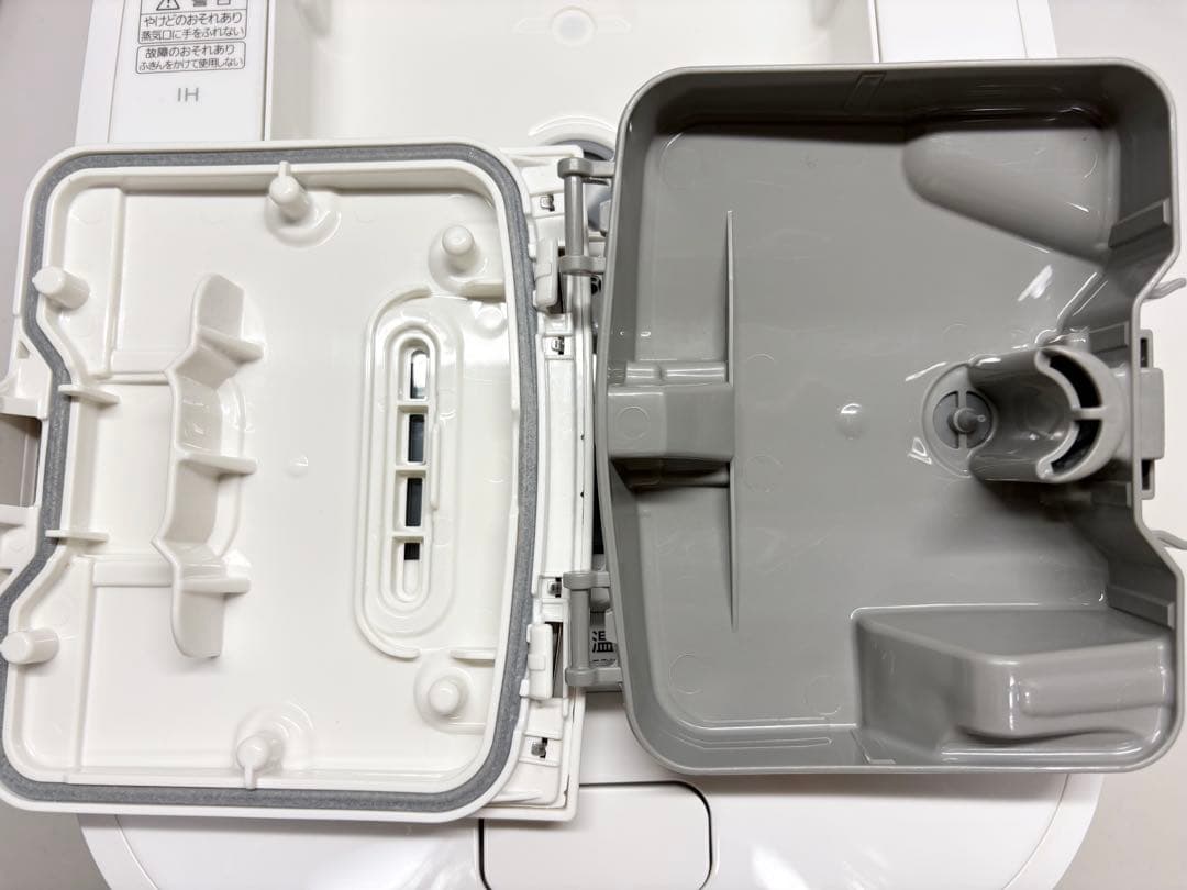 【超美品】Panasonic 炊飯器 SR-SSX100 ホワイト