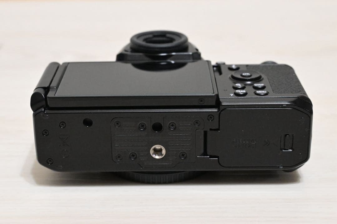 Nikon ニコン Zf ボディ ショット数 約980