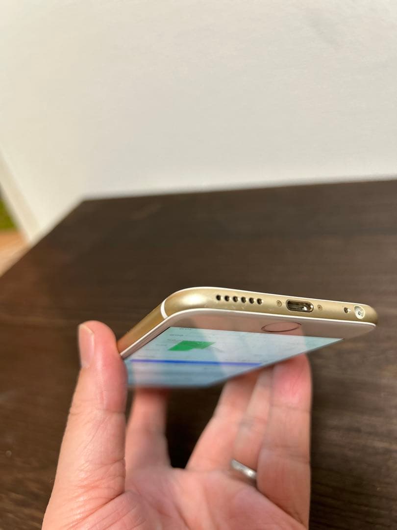 iPhone6 128GB ゴールド バッテリー98% docomo 動作品