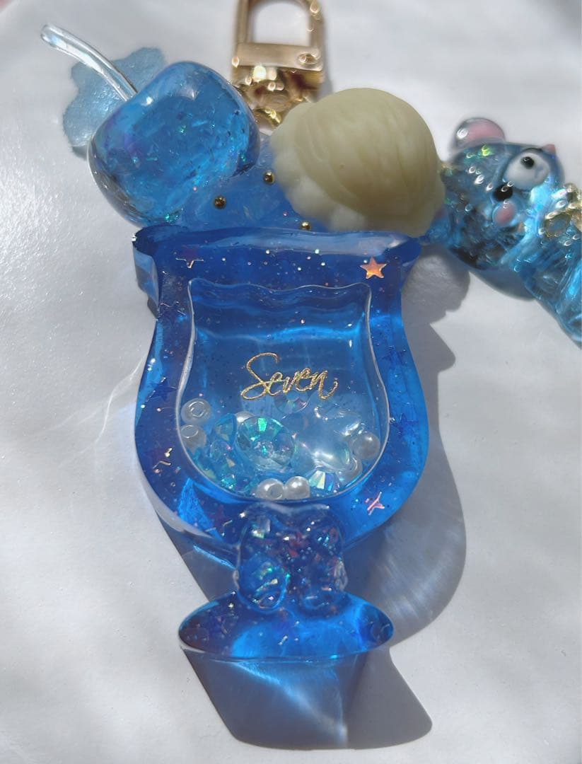 レジンチャーム　シェイカー　シャカシャカ　星空　パフェ×クマちゃん