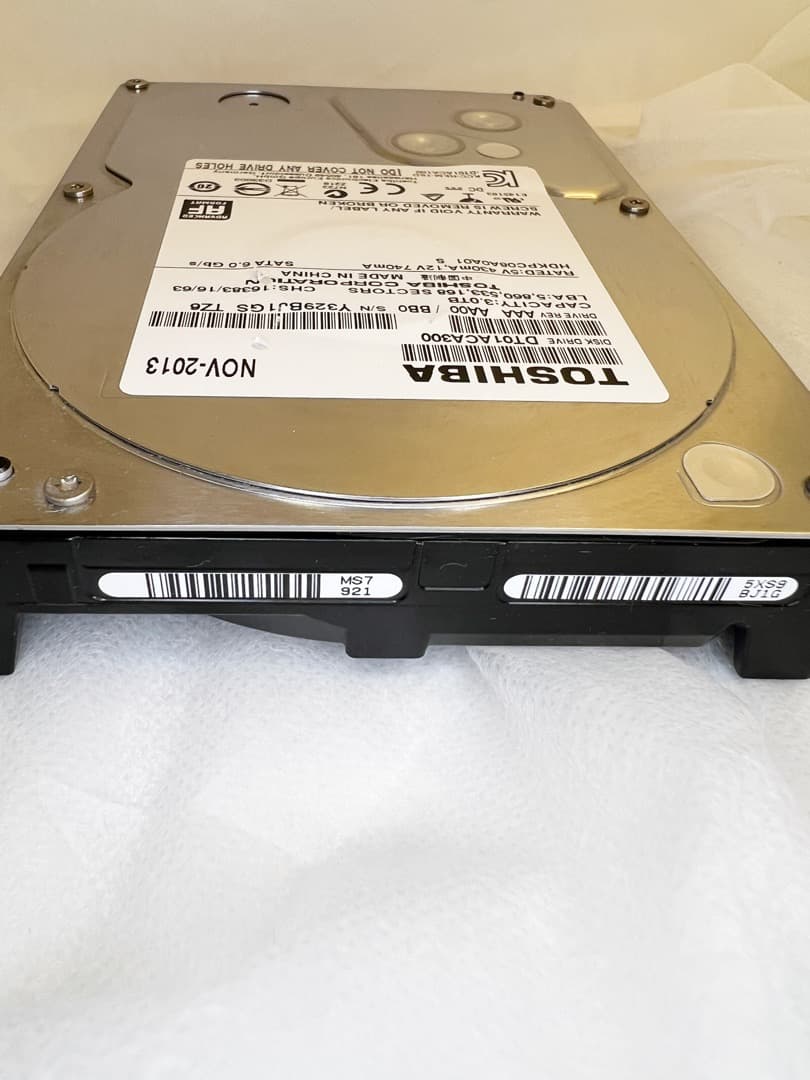 b*e様 使用時間57時間！東芝DT01ACA300 [3TB SATA600]