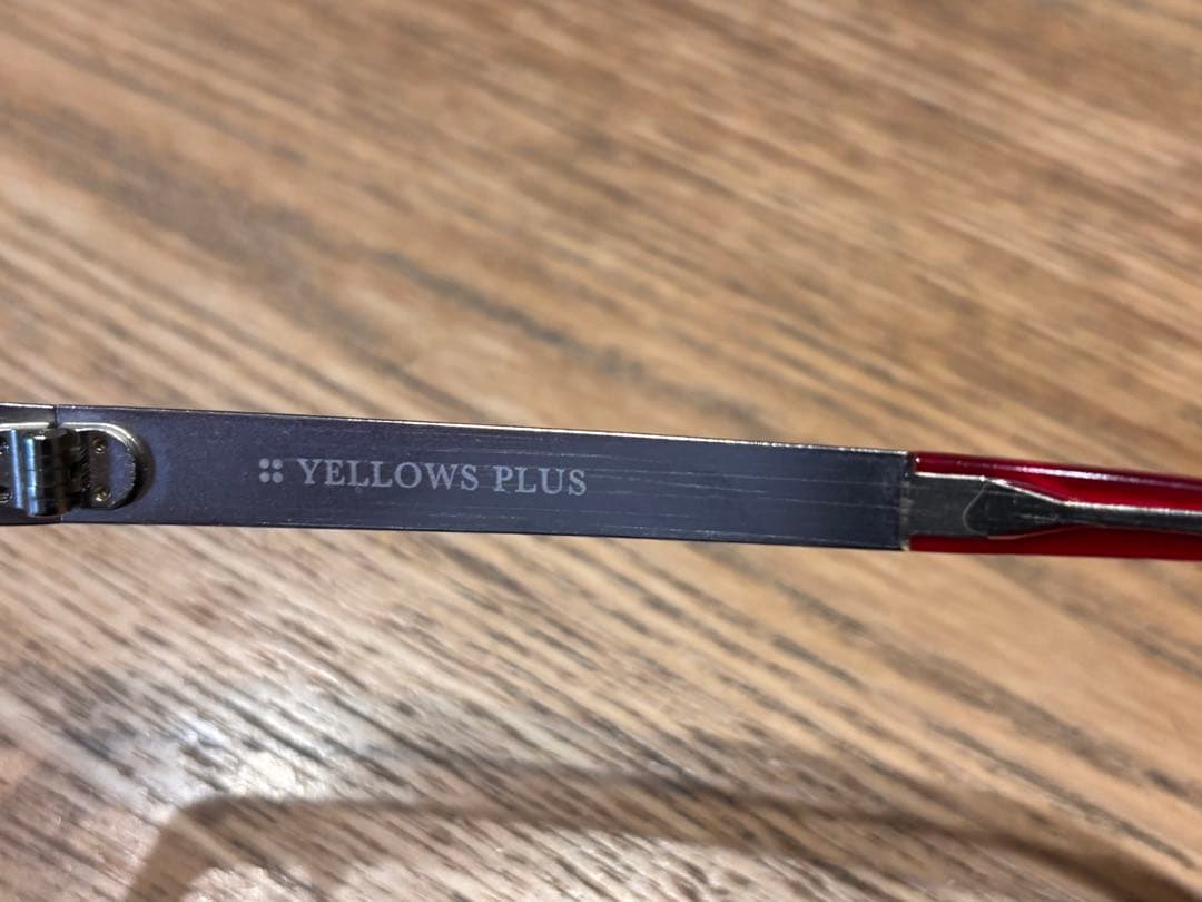 YELLOWS PLUS メガネ　レッド