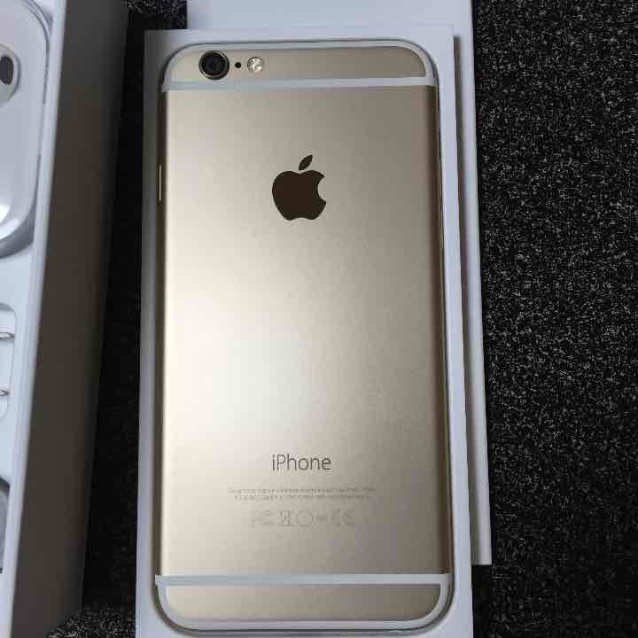 iPhone６ 本体  docomoドコモ cyazuyuki^o^