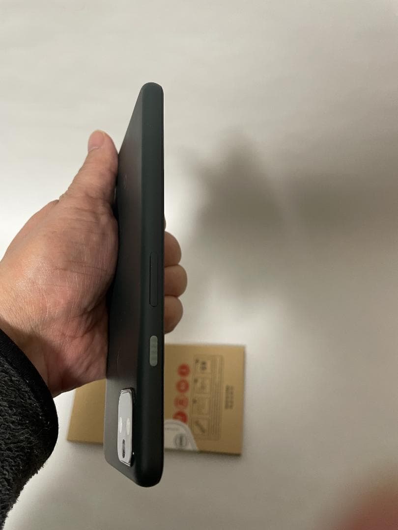 美品GooglePixel 5a 5G 128GB（端末保証交換品） オマケ付き