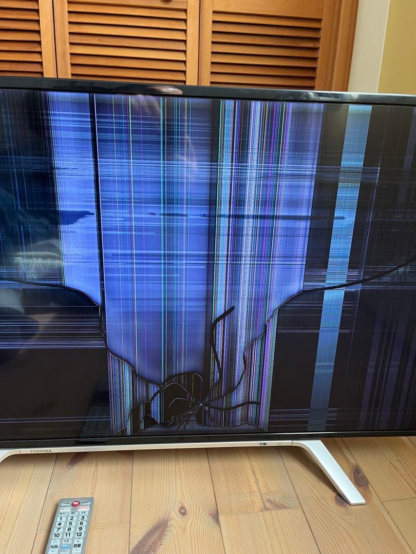 TOSHIBA 43Z700X 液晶テレビ 破損あり　ジャンク