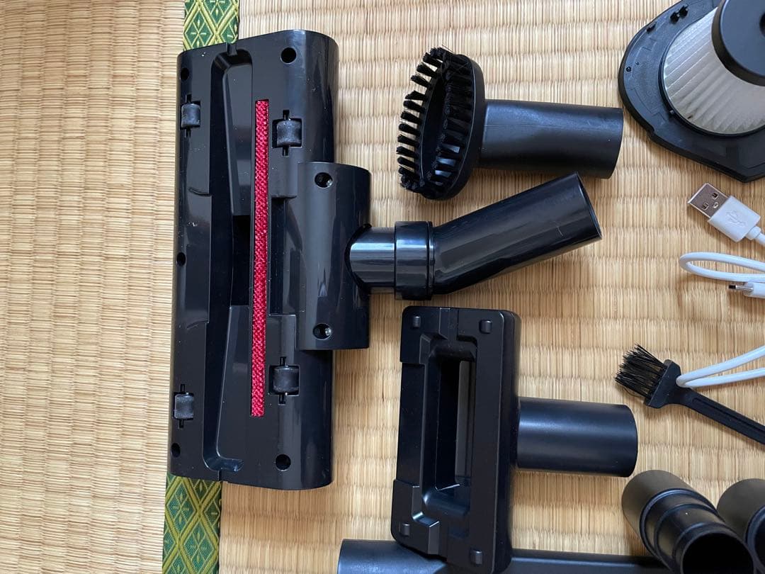 美品　動作確認済み　コードレス掃除機 VC008 ブラック 2way