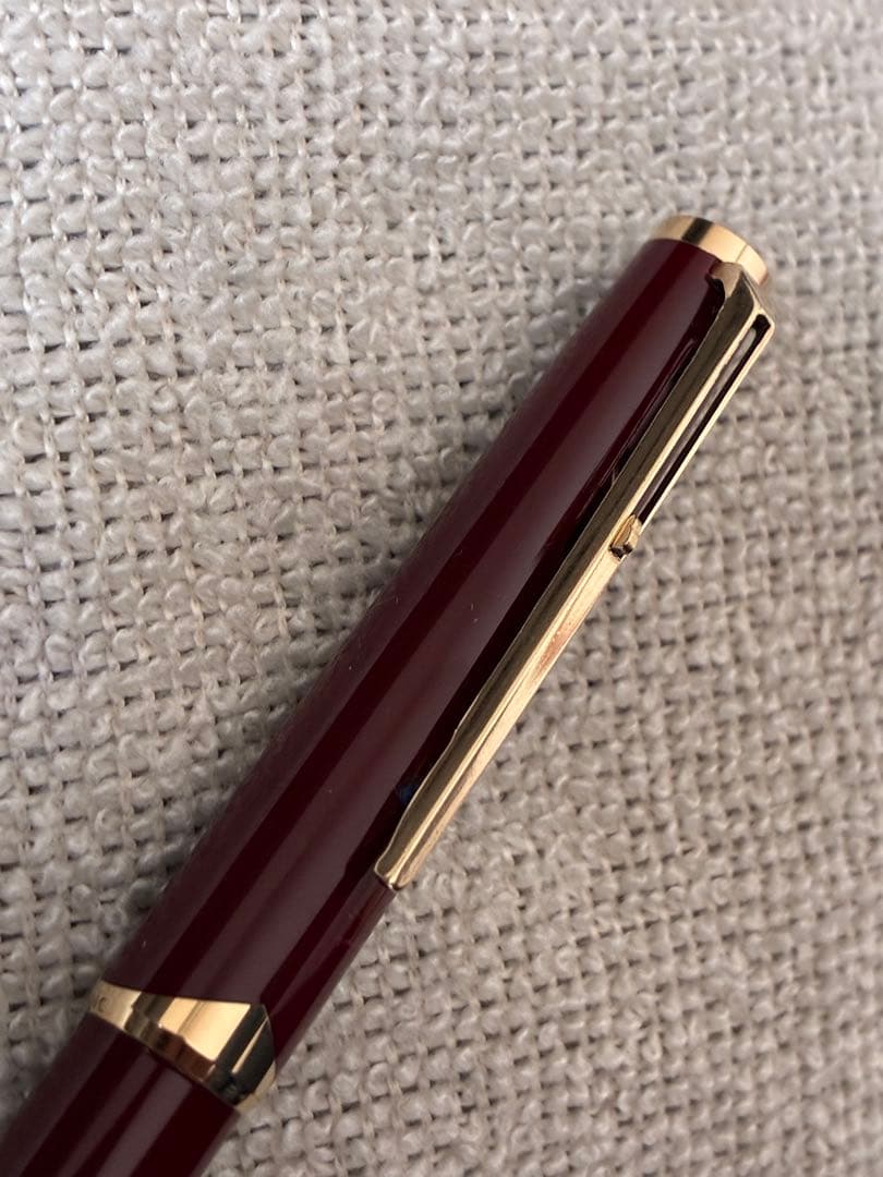 は*る様 ◾️ボルドー美品◾️MONT BLANC モンブラン◾️ハンマートリガ