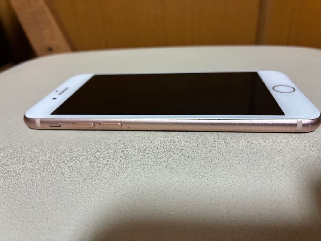 iPhone8 ゴールド バッテリー交換済み