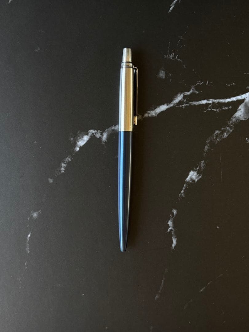 英国王室御用達、高級筆記具PARKER のボールペン