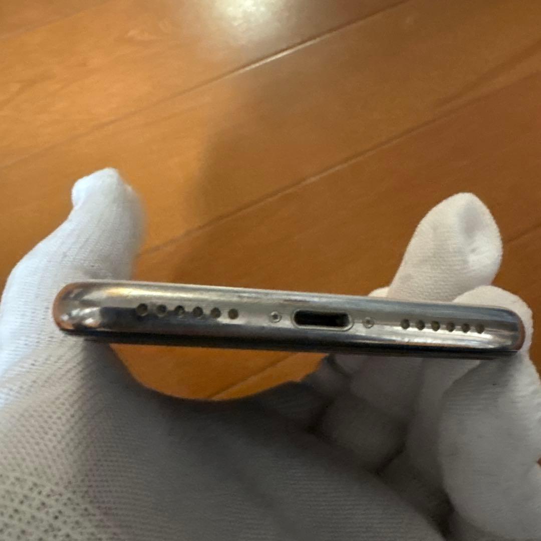 Apple iPhone X シルバー
