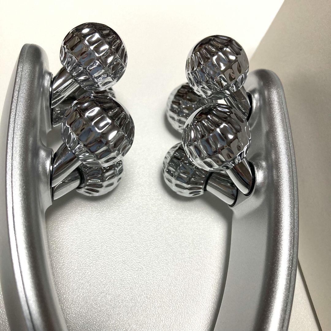 NIPLUX BEROLA 左右対称 リフトケア 美顔ローラー EMS 美顔器