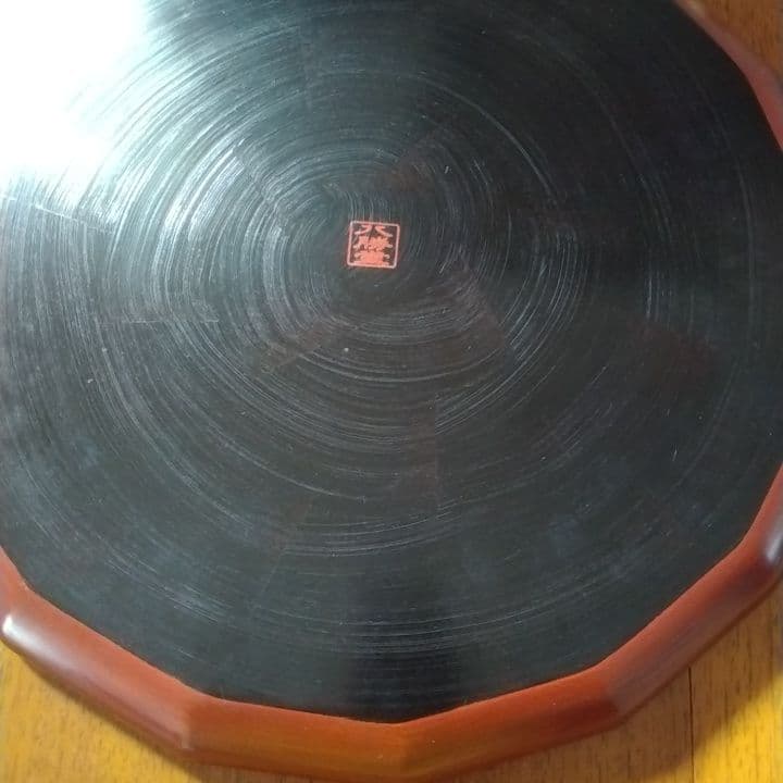 中古品　鎌倉彫八勝堂　 16角形 漆器盆 　尺三(約39cm)
