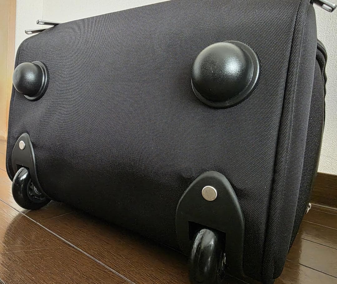 【新品】Amazonベーシック キャリーバッグ スーツケース 機内持込サイズ軽量