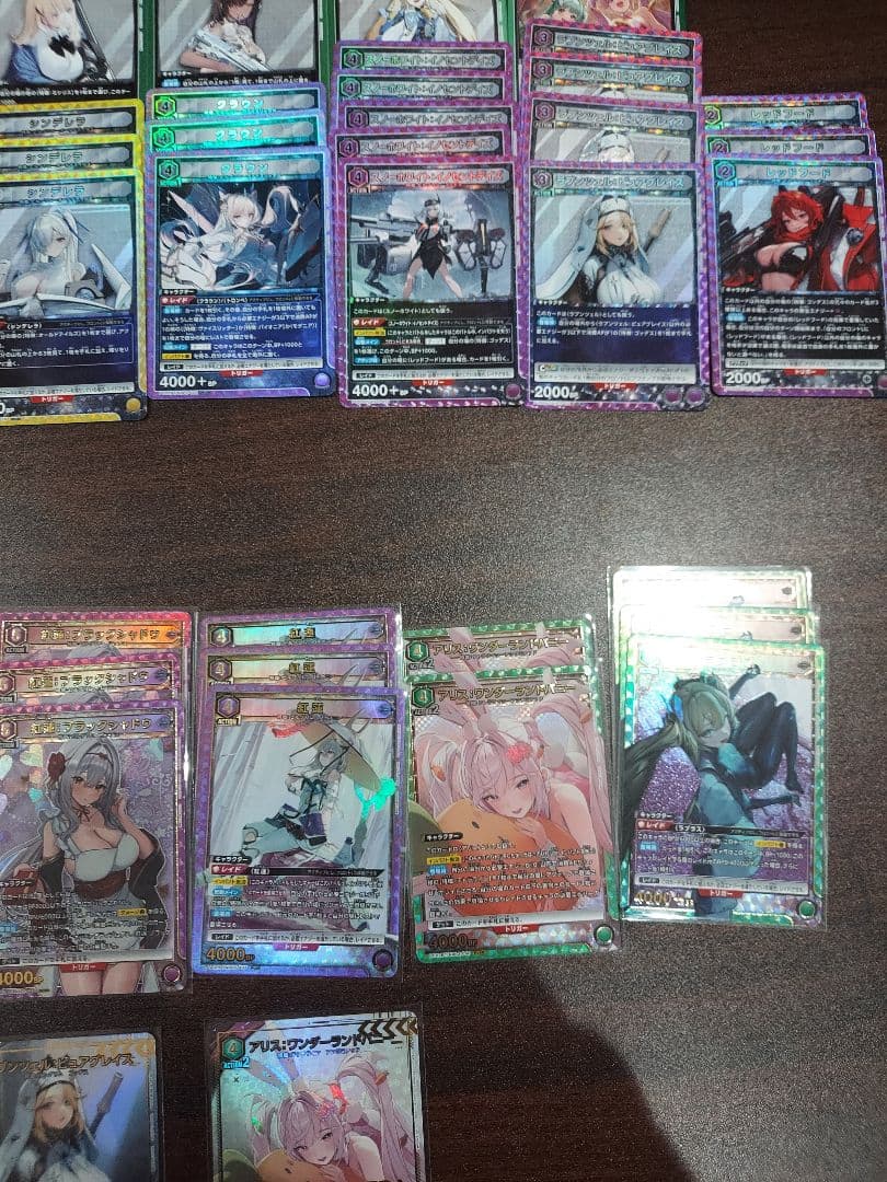 さ*読様 NIKKE PcC27種のみ4コン　パラレル4枚　他　全195枚セット