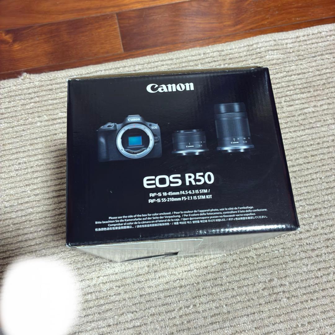 Canon EOS R50 Ｗズームキット ホワイト おまけ付き