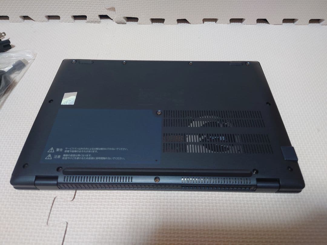 東芝Dynabook G83/i7-1165G7/16・512G/800g超軽量