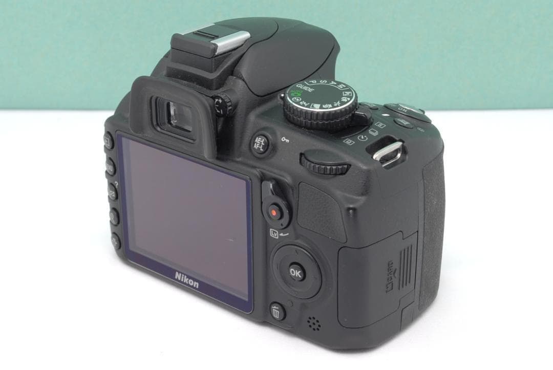 ☘️初心者向き✨Nikon D3100 一眼レフカメラ 手ぶれ補正 軽量 新生活