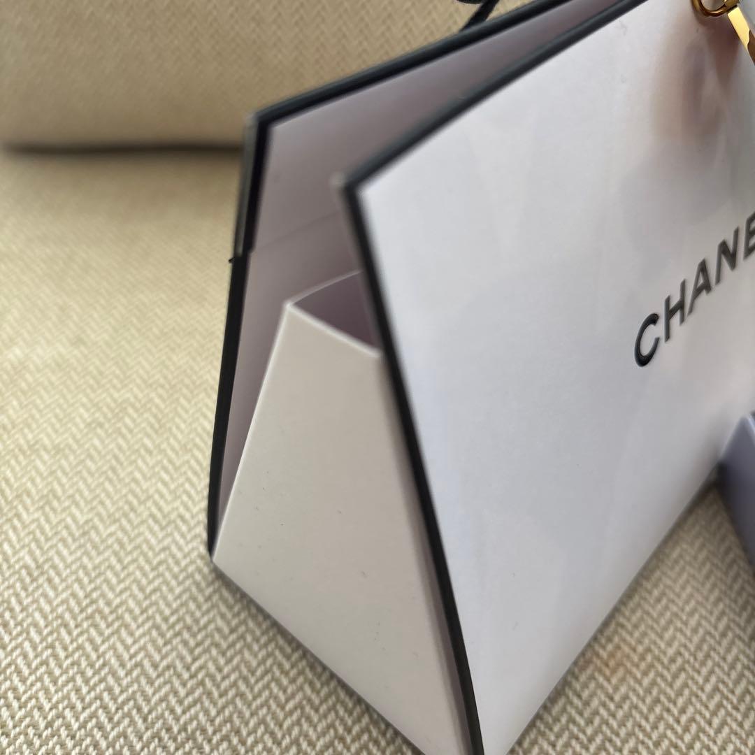 CHANEL ココデニムパウダーハイライター　特別限定品ギフトバッグチャーム付き