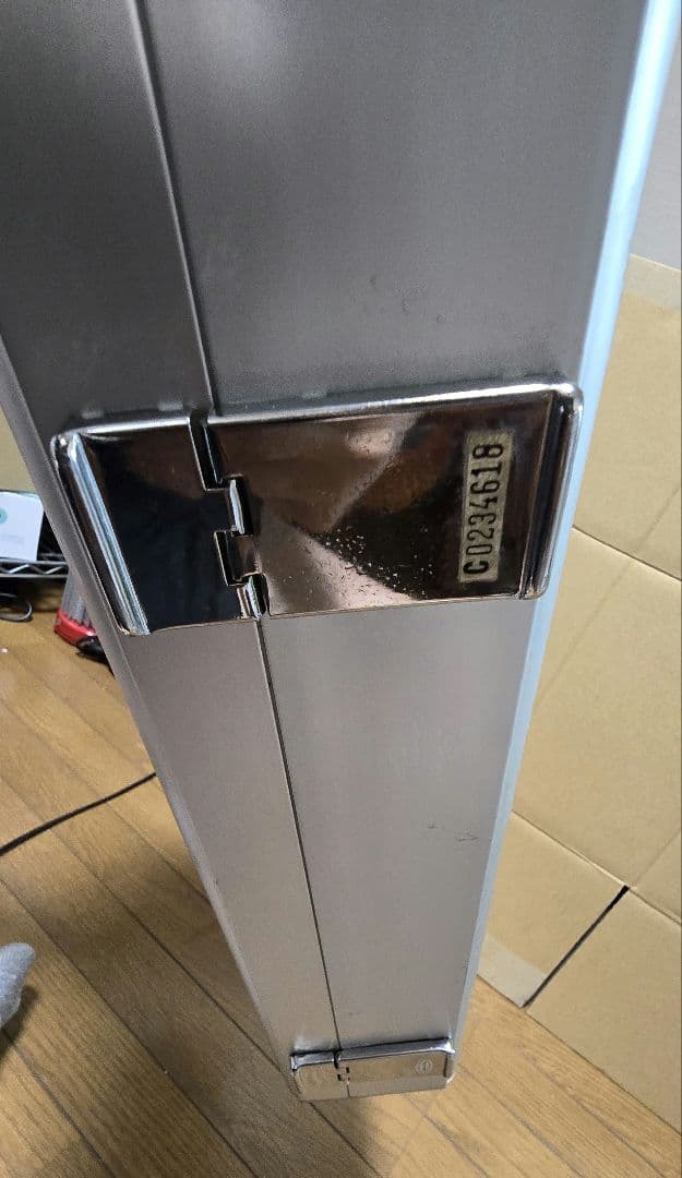 美品　アルミ製　アタッシュケース　鍵付