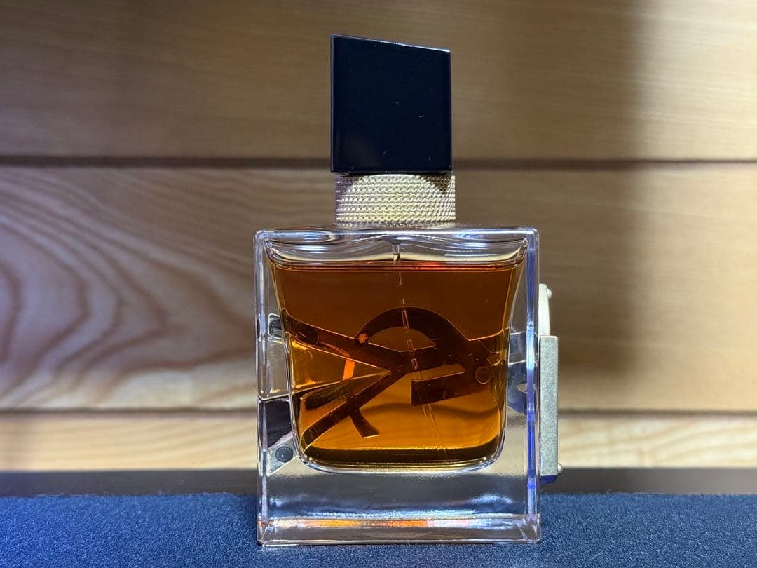 イヴ・サンローラン リブレ オーデパルファム アンタンス 30ml