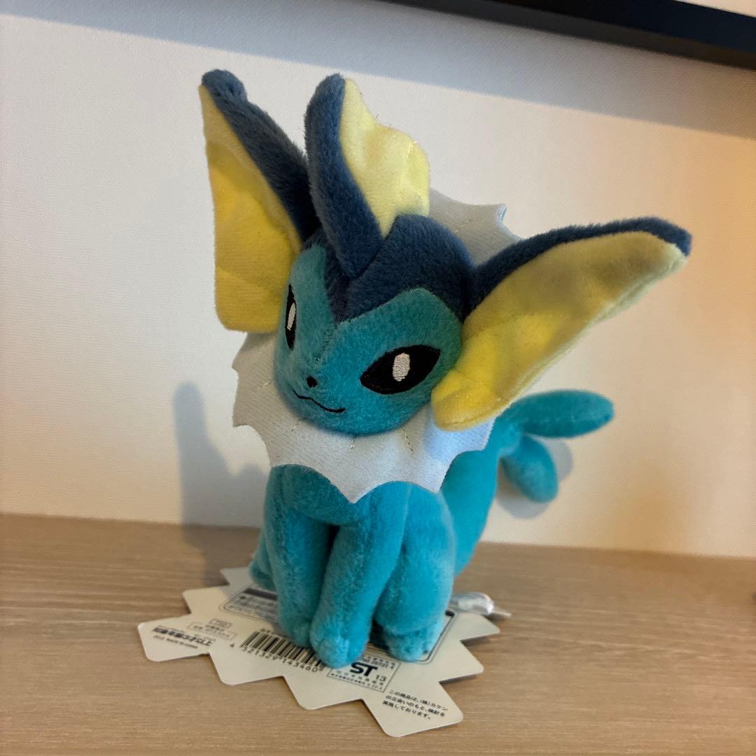 ポケモンセンター　シャワーズ　おすわりポーズ　ぬいぐるみ　タグ付き