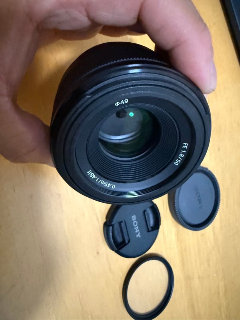 sony eマウント　単焦点レンズ　f1.8 50mm