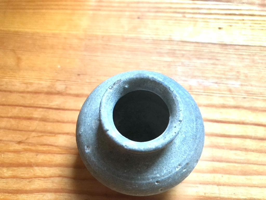 【タイ・骨董】宋胡録（スンコロク）白灰釉 小壺（中世：14–16世紀）