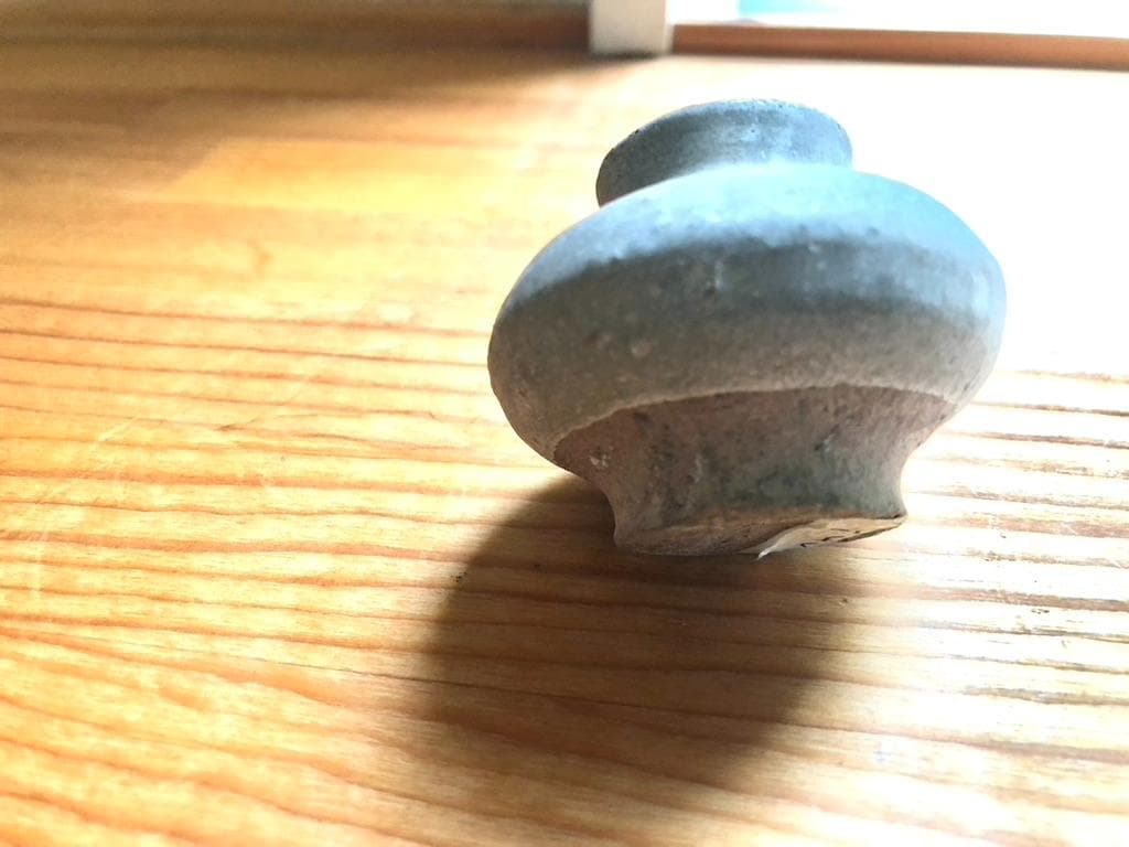 【タイ・骨董】宋胡録（スンコロク）白灰釉 小壺（中世：14–16世紀）