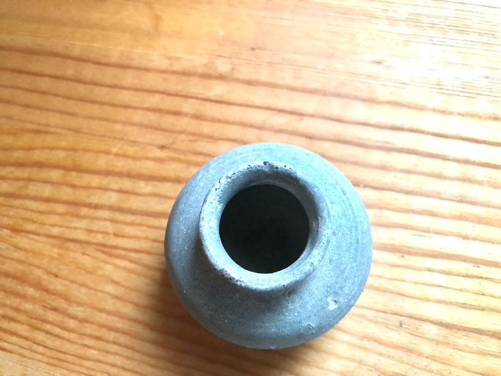 【タイ・骨董】宋胡録（スンコロク）白灰釉 小壺（中世：14–16世紀）