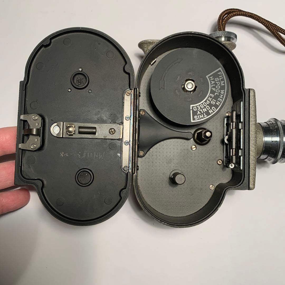 Bell & Howell 134 8mmカメラ　レトロ　ビンテージ