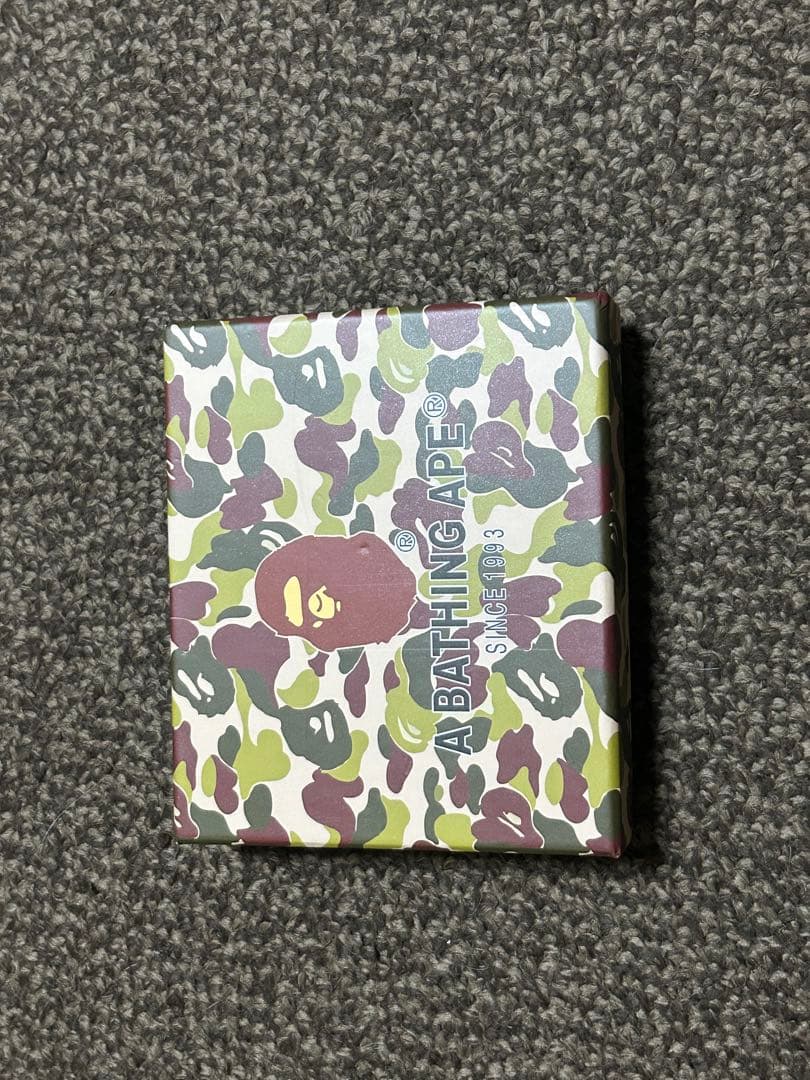 A BATHING APE財布