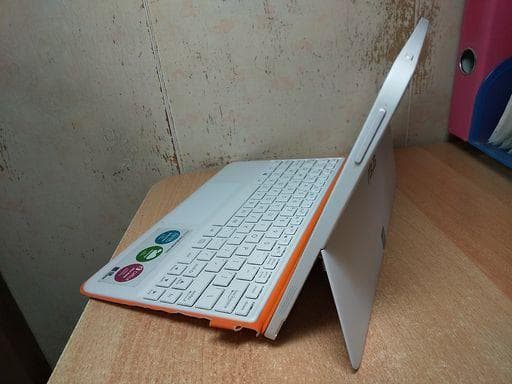 ASUS Transformer Mini 英語版 T102HA 84084
