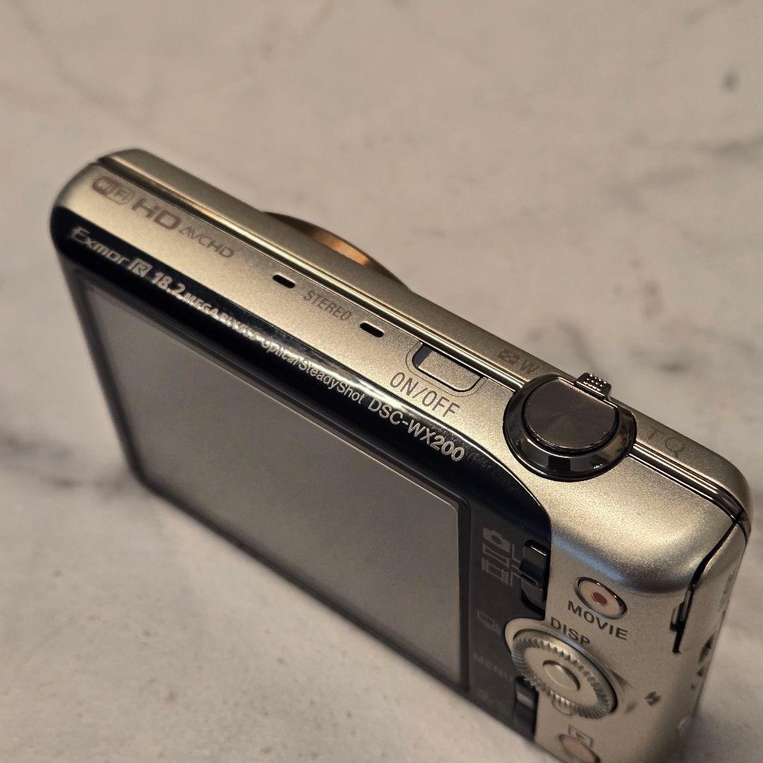 美品　SONY　Cyber-shot　DSC-WX200　ゴールド　デジカメ