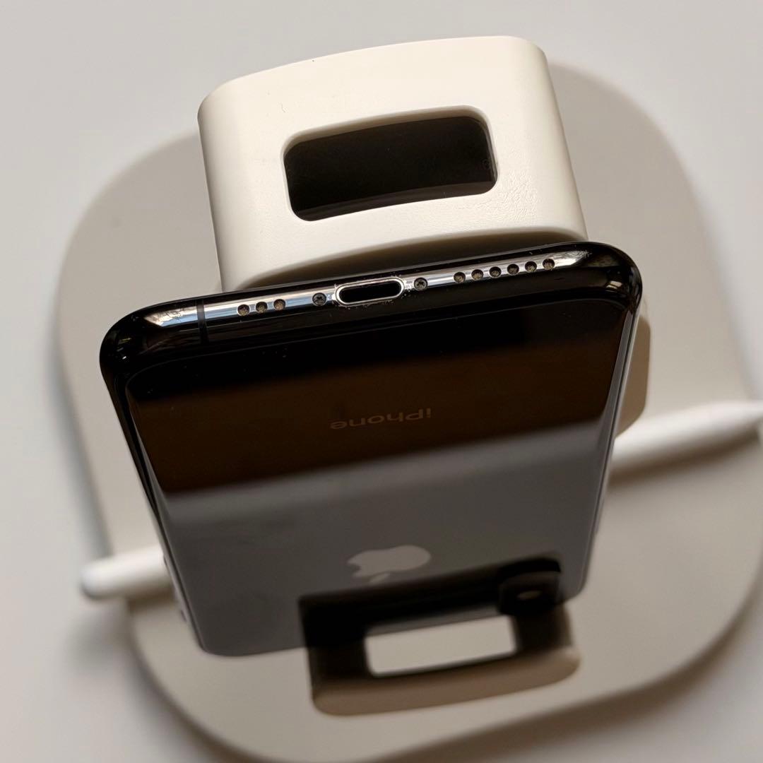 iPhone XS 512GB docomo SIMロック解除済