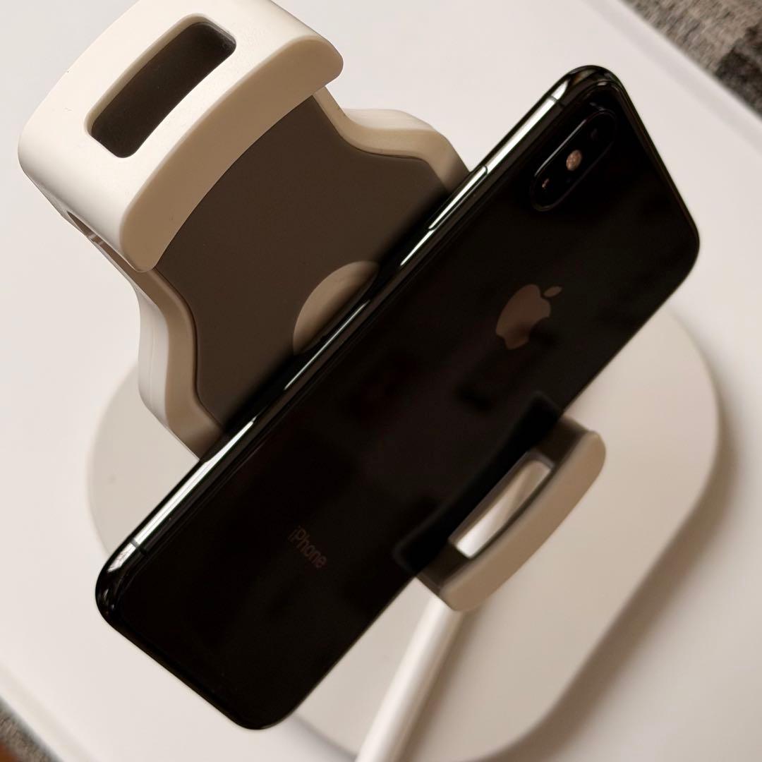 iPhone XS 512GB docomo SIMロック解除済