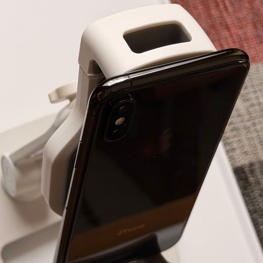 iPhone XS 512GB docomo SIMロック解除済