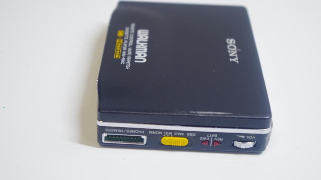 T0815 SONY WALKMAN WM-701C カセットプレーヤー