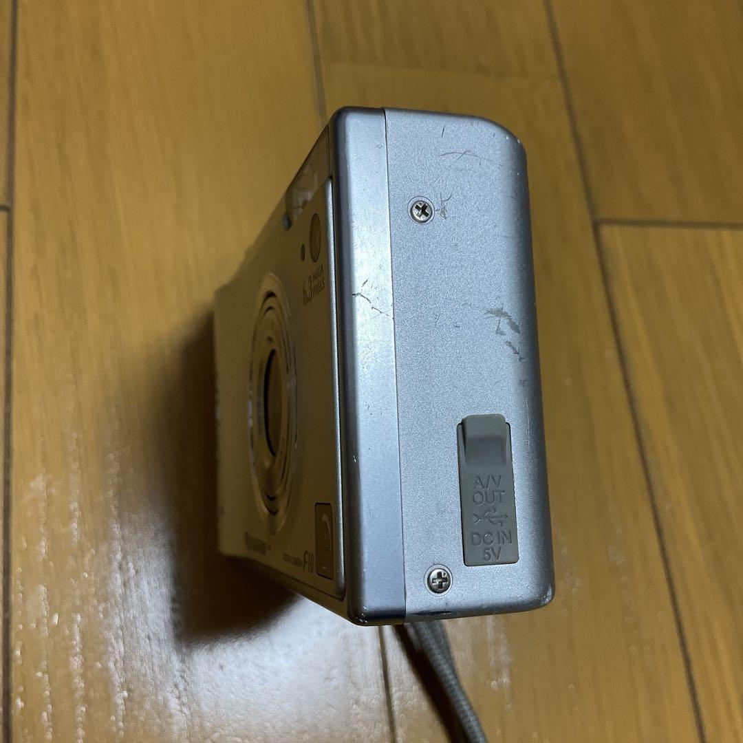 FUJIFILM富士フイルム　デジタルカメラ　FinePix F10(シルバー)