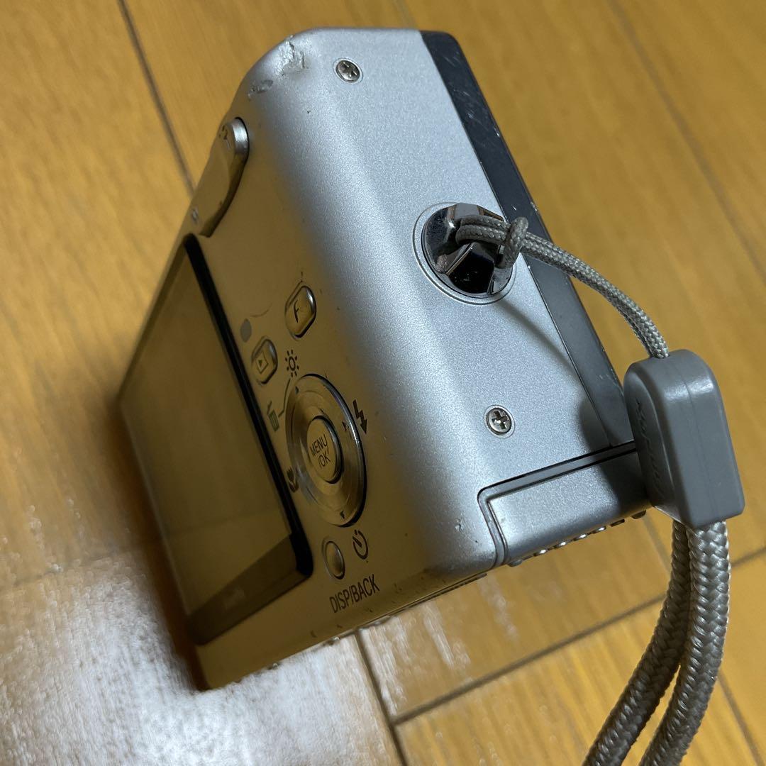 FUJIFILM富士フイルム　デジタルカメラ　FinePix F10(シルバー)