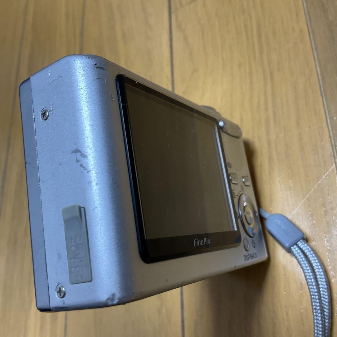 FUJIFILM富士フイルム　デジタルカメラ　FinePix F10(シルバー)