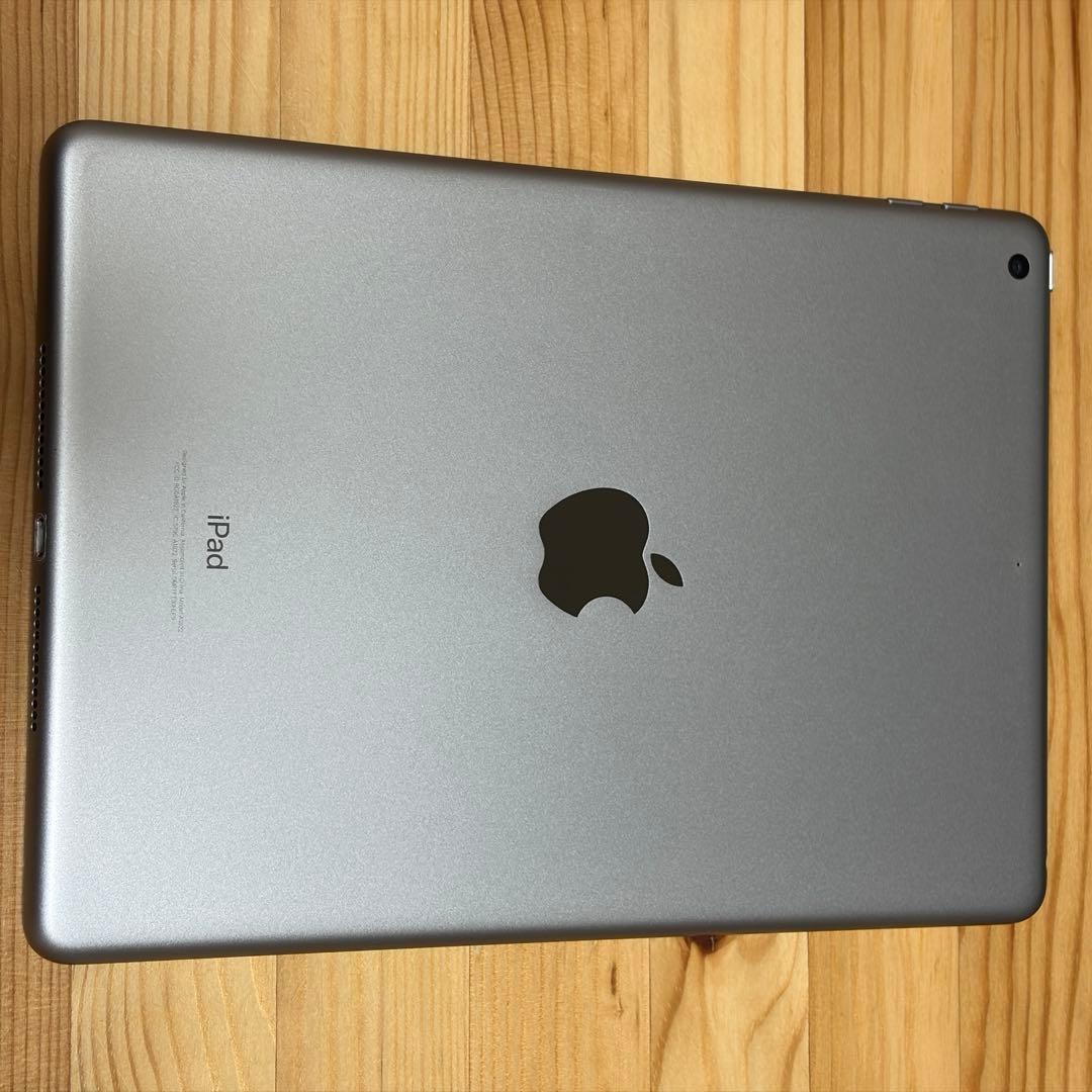 長*日様 iPad 第5世代 32GB 538011