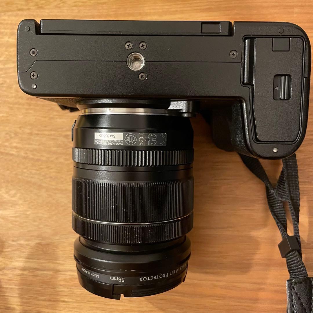 FUJI X-S10 XF18-55mm F2.8-4 手ぶれ補正 ミラーレス