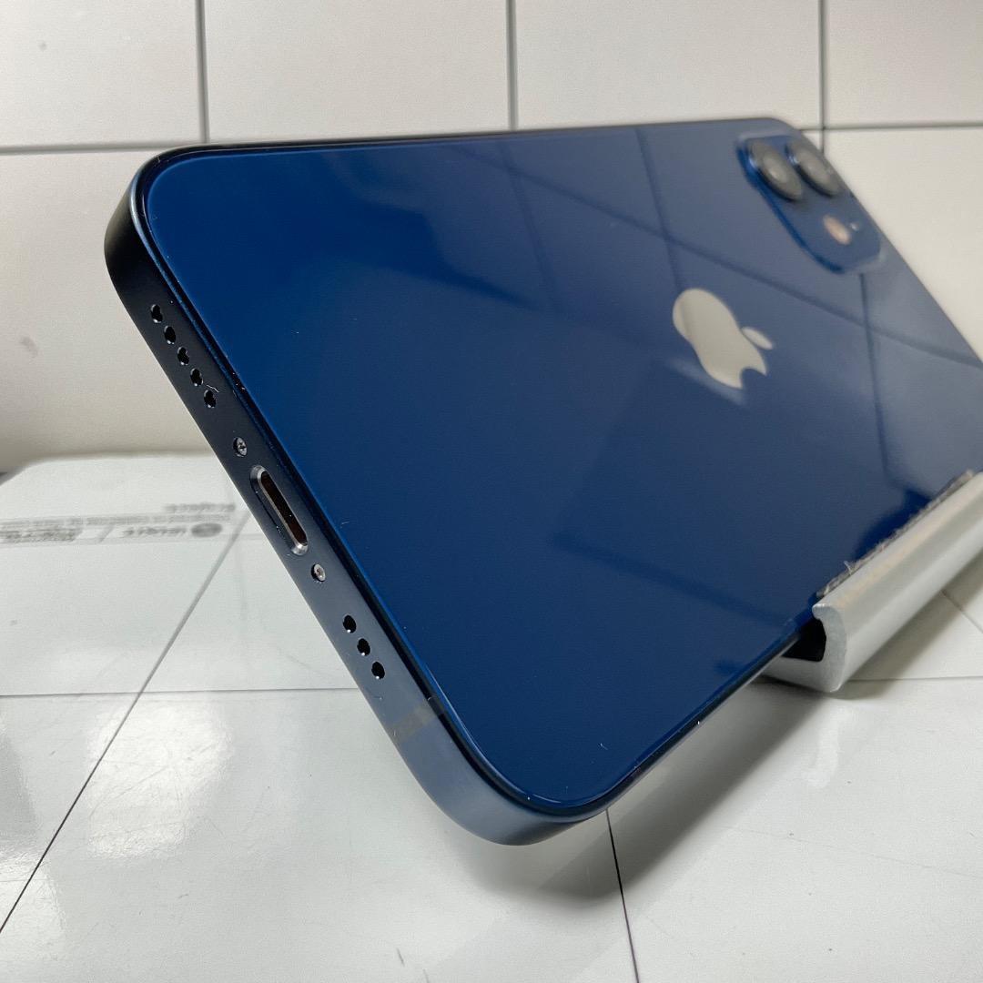新品同様　iPhone12　　128GB　SIMフリー