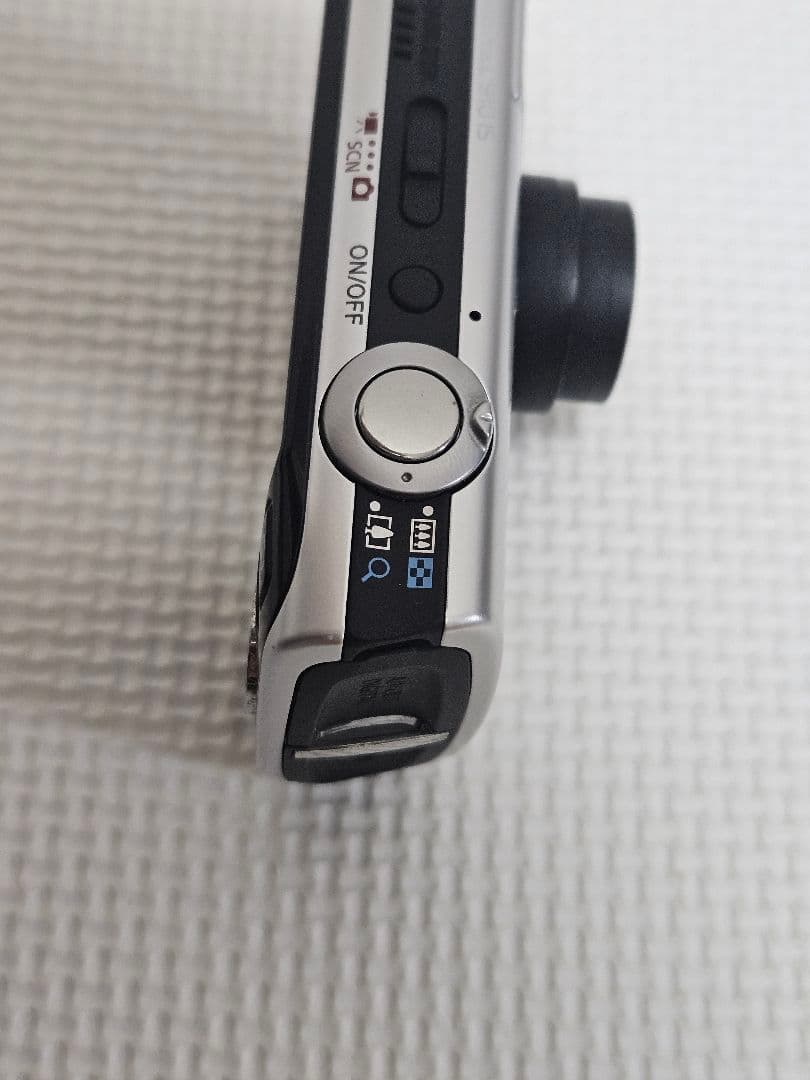​【ジャンク・美品】Canon IXY DIGITAL 910 IS デジカメ