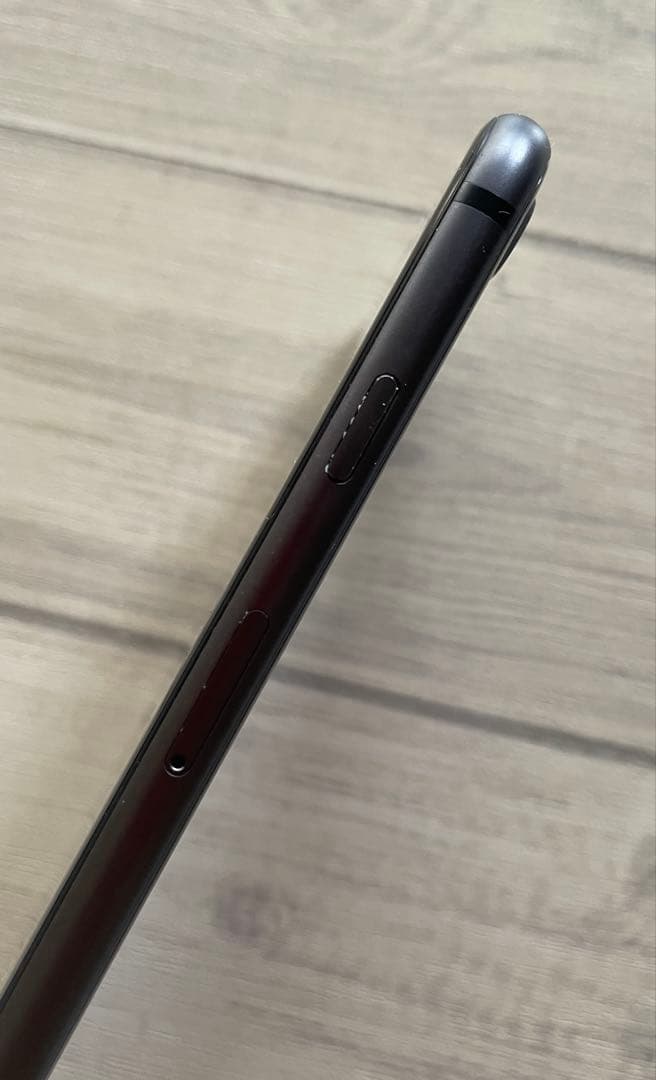 Apple iPhone8 ブラック64GB 本体 のみ　SIMロック未解除