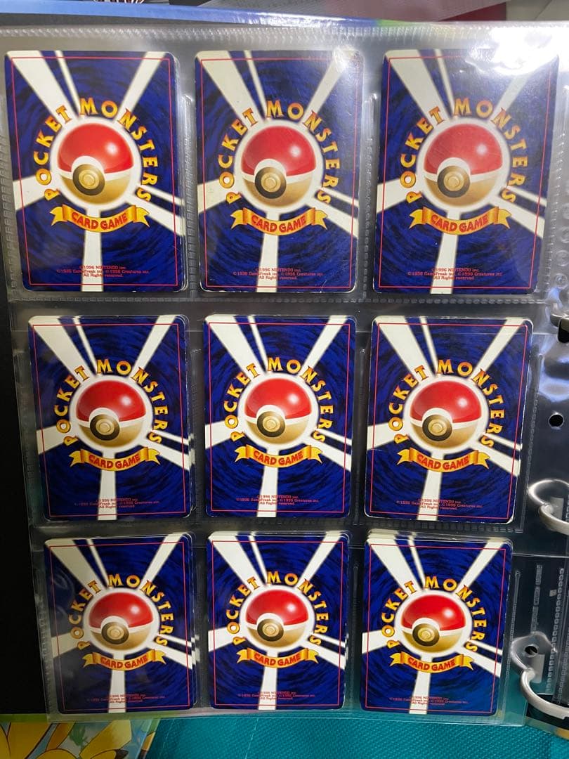 【超貴重】ポケモンカード旧裏キラカードまとめ売り②豪華ピカチュウのバインダー付き