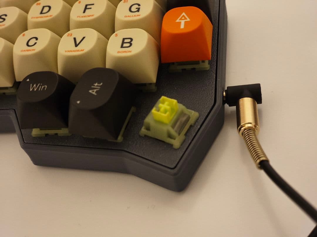 corne v4 分割キーボード
