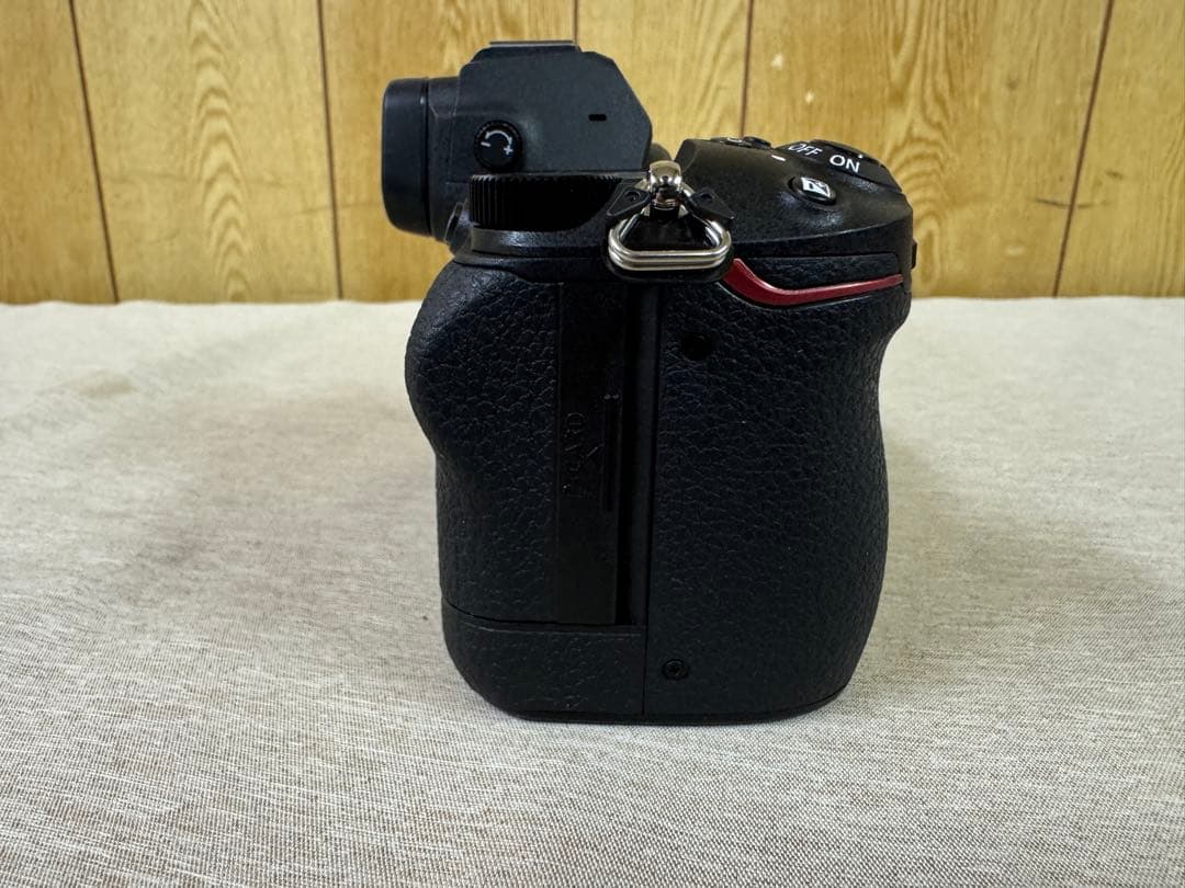 Nikon ニコン ミラーレス一眼カメラ　Z6Ⅱ シャッター回数2496枚